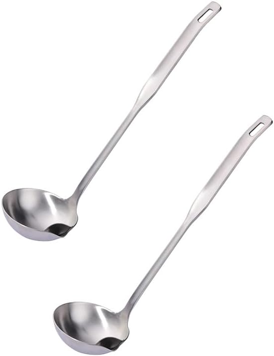 Metal Soup Ladle with Tilted Mouth，2 Piece Fat Multi-Purpose Separator Oil Strainer Serving Spoon Set for Kitchen Restaurant Cooking Hotpot