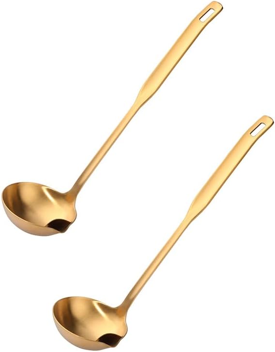 Metal Soup Ladle with Tilted Mouth，2 Piece Fat Multi-Purpose Separator Oil Strainer Serving Spoon Set for Kitchen Restaurant Cooking Hotpot Gold