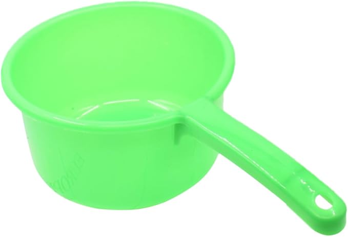Healifty Large Plastic Water Scoop with Long Handle for Home and Kitchen Nonslip Grip Multipurpose Water Ladle for Bathing Watering Plants Household Dipper Color Random Random Color