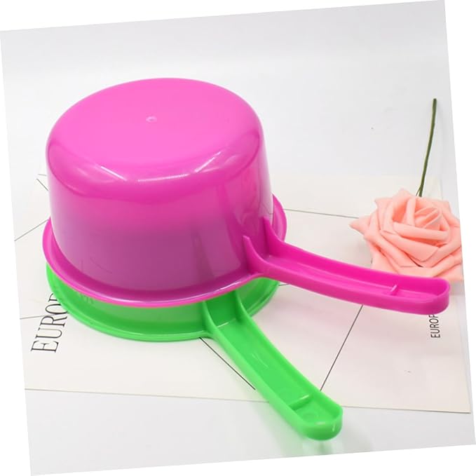Healifty Large Plastic Water Scoop with Long Handle for Home and Kitchen Nonslip Grip Multipurpose Water Ladle for Bathing Watering Plants Household Dipper Color Random Random Color