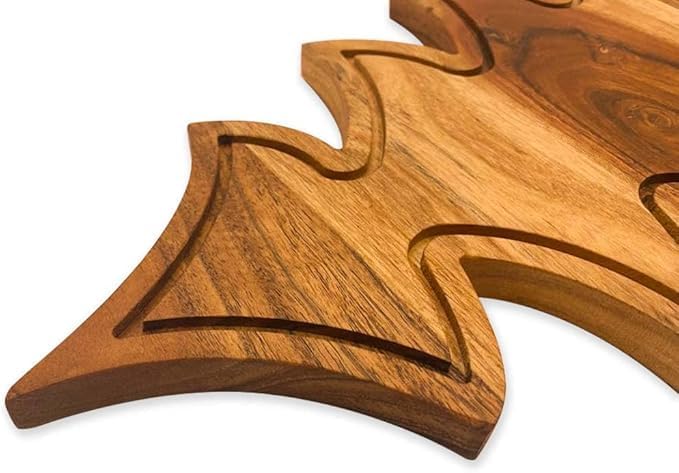 Christmas Tree Cutting Chopping Board for Kitchen with Grooves, Charcuterie Wooden Serving Tray for Cheese Serving Platter Christmas Gift 33L x 22.9W cm Natural Wood Brown