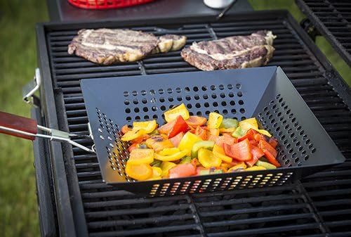 TableCraft BBQ Nonstick 21-Inch Square Grilling Basket with Wood Handle, Small, Black