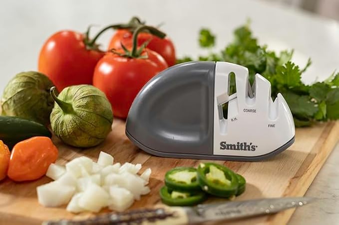 Smith's 51003 Diamond Edge Grip™ MAX 2-Stage Sharpener – White - Compact - Non-Slip Base - Patented V Grip – Sharpen Knives & Scissors - Diamond & Ceramic Sharpeners