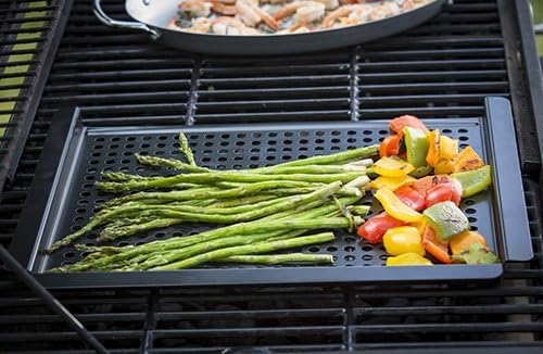 TableCraft BBQ Nonstick 16-Inch Grilling Tray, Small, Black