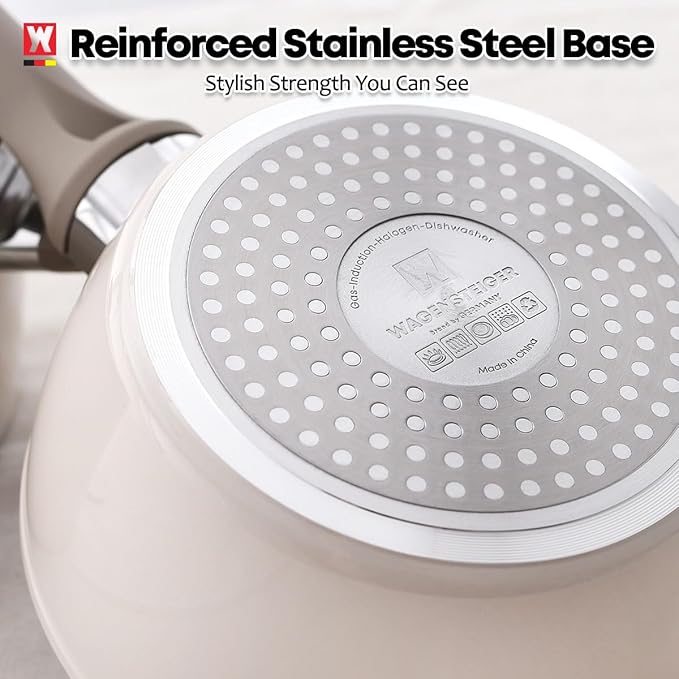 Aluminum Saucepan with Ceramic Coated Non-Stick Surface, 7-Layer Coating, Bakelite Handle and Lid Knob, Tempered Glass Lid, All Cooktops Compatible, 2.34 Liters / 2.47 Quarts