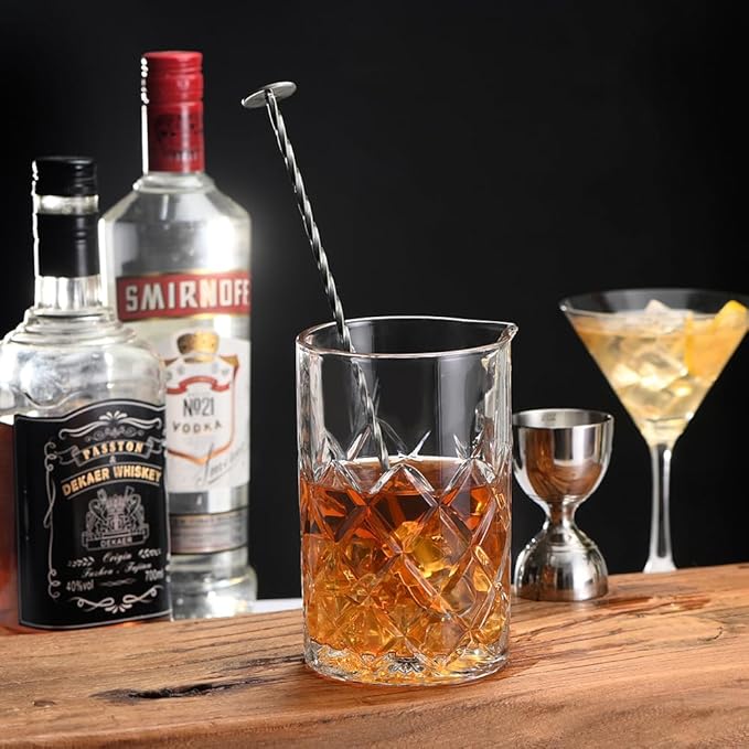 Cocktail Mixing Glass Bartender | 24oz Crystal Bar Stirring Glass | Old Fashioned Cocktail Beaker | Clear Drinks Stirred Pitcher Professional Whiskey Barware Bartending Mixer
