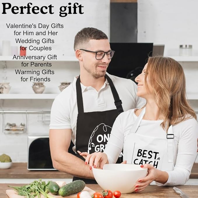 AGMDESIGN One Great Fisherman, Best Catch Of His Life 2-Pack Apron Set, Bridal Shower Gift for Couples, Anniversary Birthday Gifts for Parents BFF