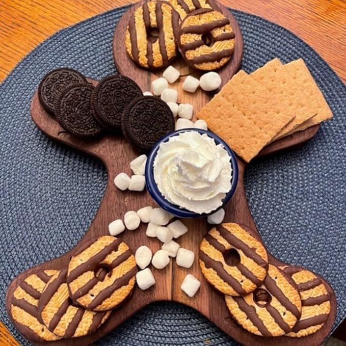 Wood Cutting Chopping Board for Kitchen Christmas Gift Gingerbread Shaped with Grooves, Decorative Wooden Cutting Board for Cheese & Charcuterie.Serving Platter 33.8L x 27.3W cm Brown