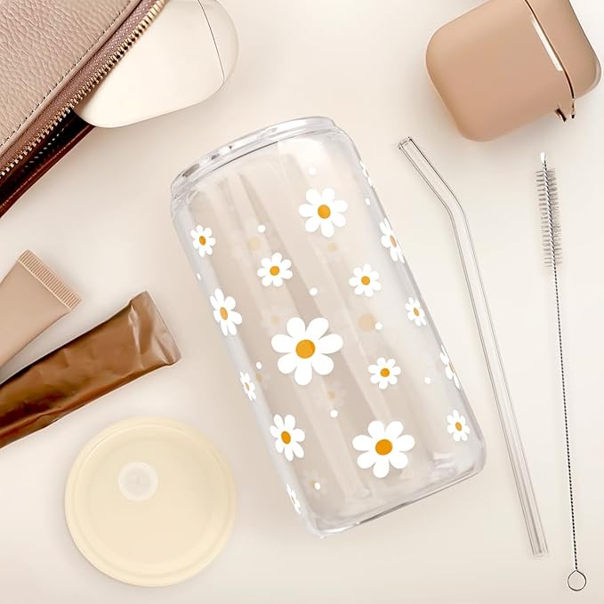 Daisy 16 Oz Can Glass Tumbler with Acrylic Lid and Straw - Iced Coffee Cups for Women, Aesthetic Glass Cup Gift for Birthday Christmas