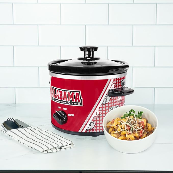 Uncanny Brands Alabama Crimson Tide 2qt Slow Cooker - Small Kitchen Appliance