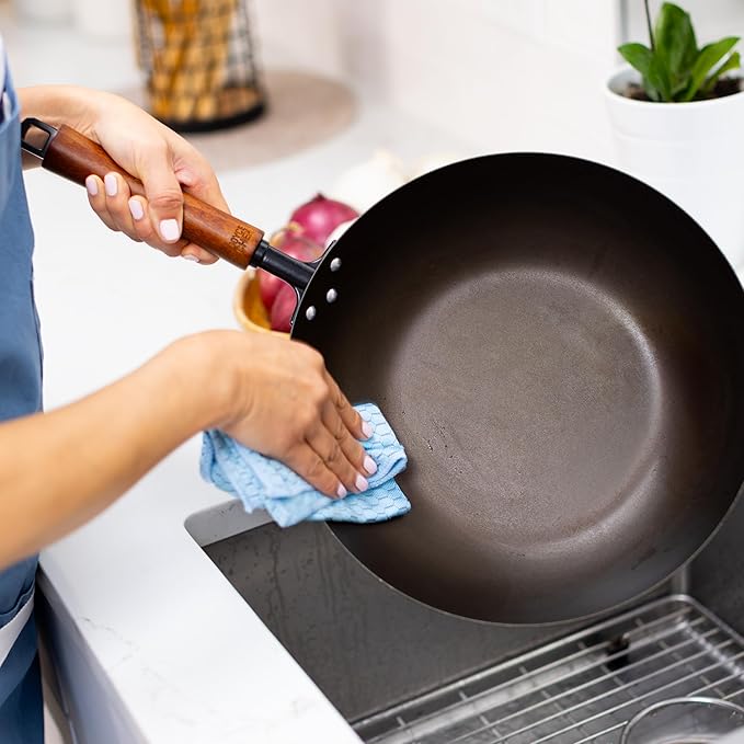 JOYCE CHEN Classic Series 12-Inch Preseasoned Carbon Steel Stir Fry Pan