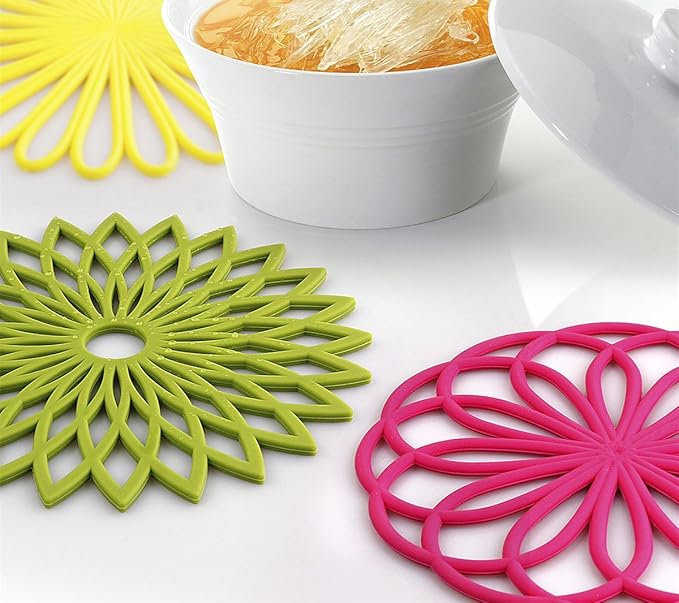 ME.FAN Silicone Trivet Mat - Kitchen Hot Pads for Pots & Dish - Insulated Teapot Trivet - Flexible, Durable, Non-Slip Large Coasters 3 Set Light Blue