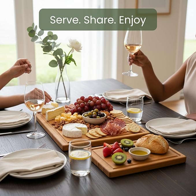 3-Piece Wooden Cutting Board Set with Juice Grooves, Acacia Wood Chopping Boards for Kitchen Prep and Charcuterie Serving, Eco Friendly Multi Size Cutting Boards with Built-in Handles (Natural)