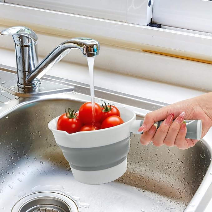 Peohud 4 Pack Folding Water Ladle, Collapsible Water Scoop for Bath, Portable Water Dipper for Kitchen Bathroom Garden Camping Travel