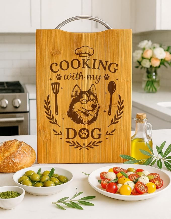 Cooking with My Dog – Engraved Bamboo Cutting Board, Gift for Dog Lovers, Handmade Kitchen Decor, Unique Personalized Dog Gift (Husky)