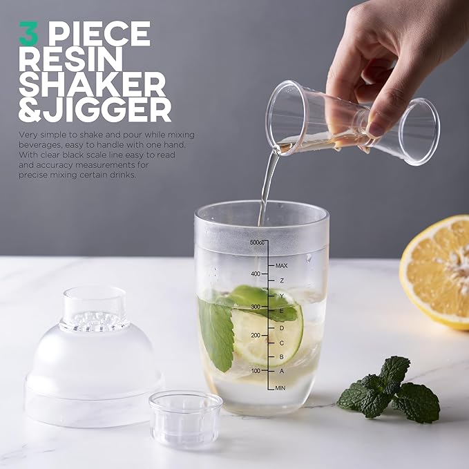 Homestia 2 pcs Clear Cocktail Shaker Set, 1 pcs Plastic Bar Shaker with 1pc Plastic Cocktail Double Measuring Jigger, Hand Drink Mixer Boba Tea Shaker w/Scales, Bar Tool Transparent (500ml/17oz)