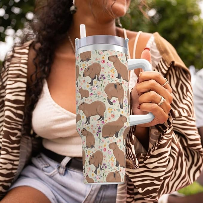 Capybara Gifts Capybara Tumbler Cute Cup for Girls, Teens, Women, Men Stainless Steel Vacuum Insulated 40oz Tumbler with Lid and Straw for Water, Iced Tea or Coffee, Beige