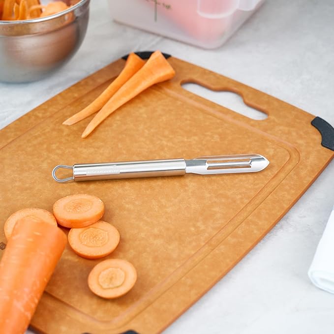 Restaurantware Stainless Steel Straight Vegetable Peeler - 6 Pack - German Standard - Double Edged Kitchen Peeler Dishwasher Safe, Sharp Blades - Potato Peeler for Potato, Apple, Cucumber