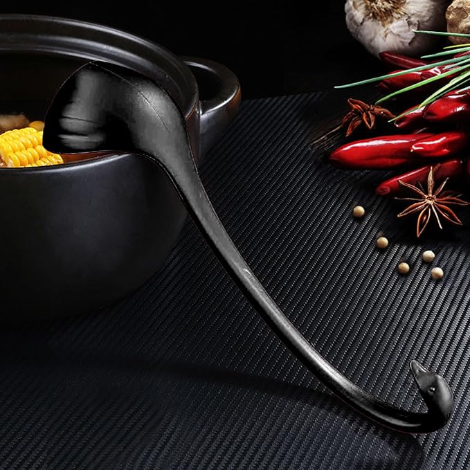 Swan Shaped Soup Ladle, Practical PP Material Long Handle Soup Spoon with Tray Lightweight Large Capacity Swan Shaped Soup Ladle for Home Kitchen (Black)