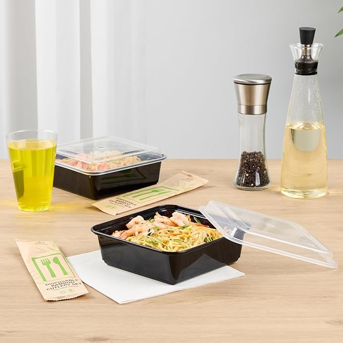 Restaurantware Take Out Containers 100 Pack of 32 oz with Clear Lids Microwave-Safe Disposable Plastic Food Storage Containers Stackable Greaseproof Black Meal Prep Square Single Compartment