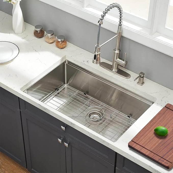 Undermount Kitchen Sink, 30 x 19 Inch Sink Kitchen 16 Gauge Stainless Steel Kitchen Sinks Single Bowl Workstation Sink with Cutting Board