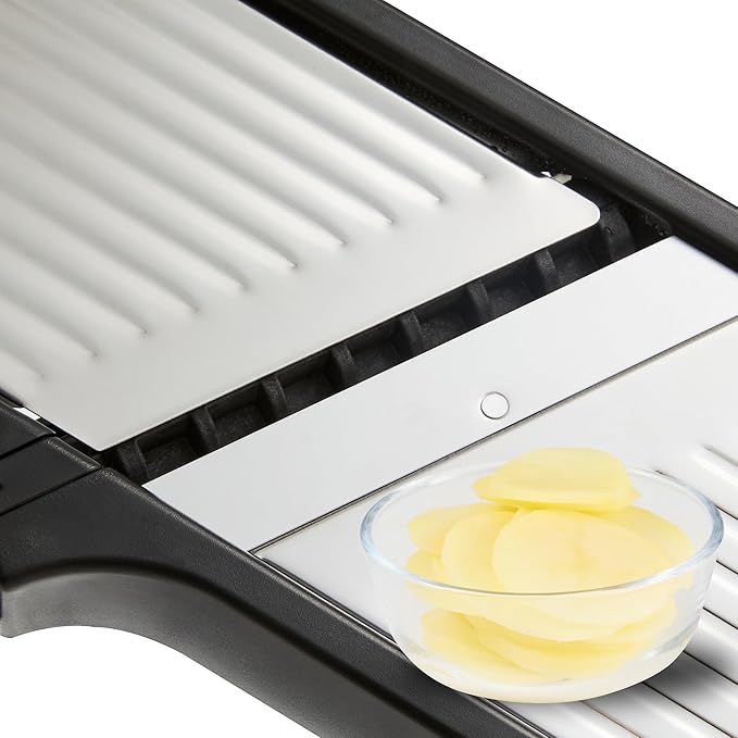 Restaurantware Stainless Steel Adjustable Mandoline Slicer - German Standard Vegetable Slicer with Blade Guard, Includes Cut-Resistant Gloves - Food Slicer for Potato, Onions, Cucumbers, Tomato