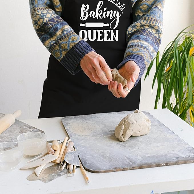Funny Waterdrop Resistant Aprons for Women with 2 Pockets, Adjustable Bib Chef Kitchen Apron for Cooking Baking