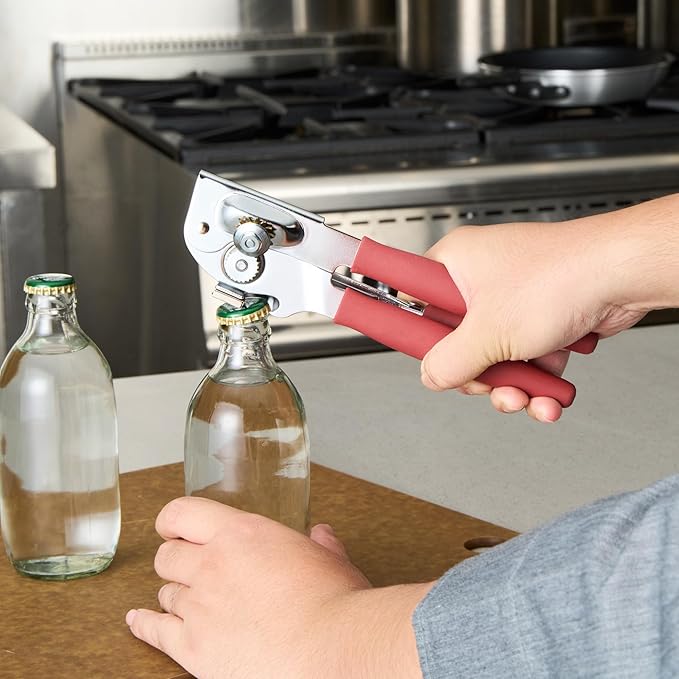 Restaurantware Stainless Steel Magnetic Manual Can Opener - German Standard Red Crank Can Opener with Magnet, Ergonomic Handles, Non-Slip - Heavy-Duty Hand Can Opener, Easy Turn, Sharp Blade