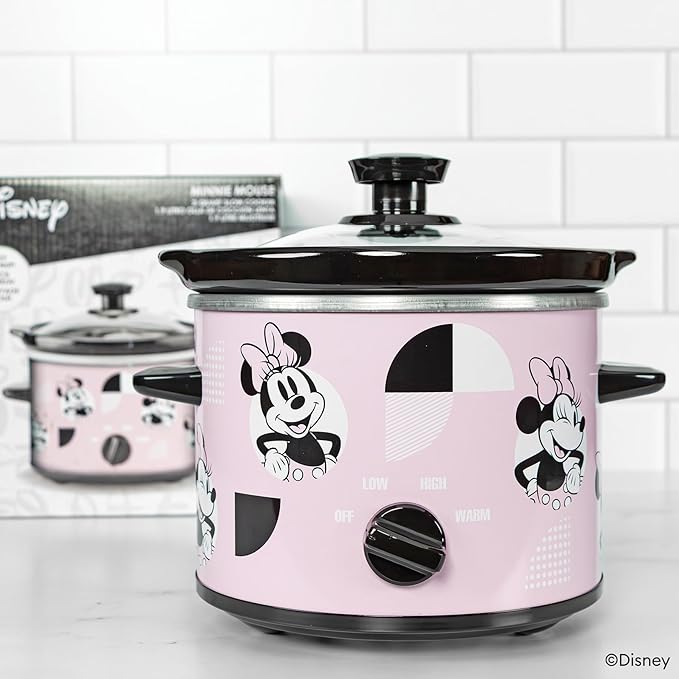 Uncanny Brands Disney Minnie Mouse 2qt Slow Cooker - Small Kitchen Appliance