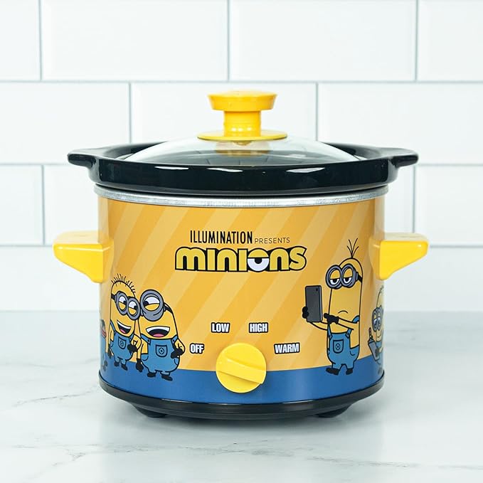 Uncanny Brands Despicable Me Minions 2qt Slow Cooker - Small Kitchen Appliance