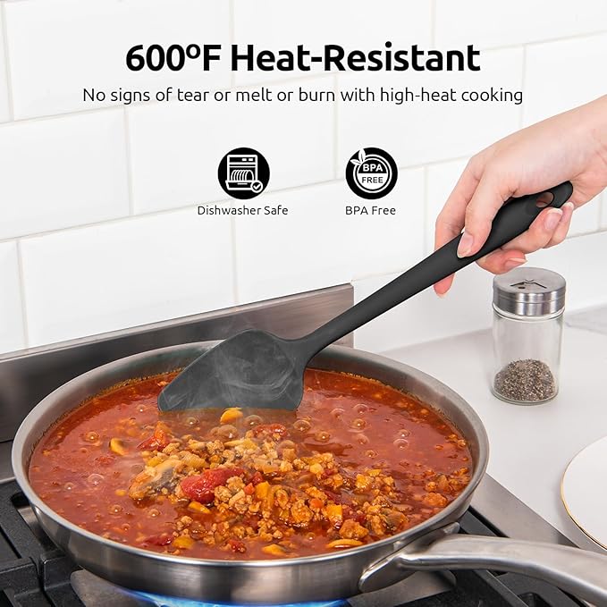 U-Taste Silicone Spatula Set, 600ºF High Heat Resistant, Seamless Food Grade Flexible Rubber Kitchen Cooking Mixing Baking Scraper for Nonstick Cookware Set of 3 (Black)