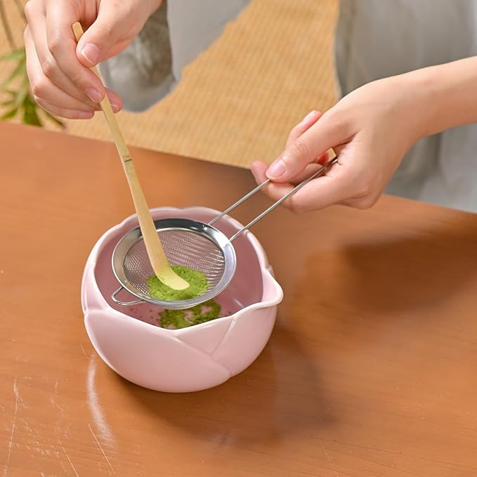 8 traditional matcha bowls with spouts, ceramic matcha bowls (Chawan), matcha mixing bowls for stirring matcha, tulip style (pink)