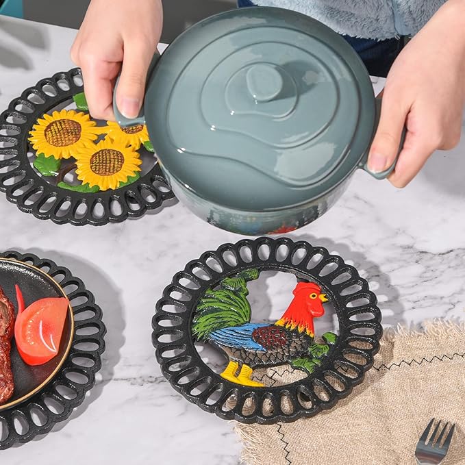 Sungmor Heavy Duty Cast Iron Trivet,Decorative Painting Trivet for Kitchen or Dinning Table,7.5x7.5 Inch - Round with Vintage Lovely Cock Pattern