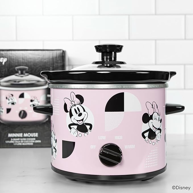 Uncanny Brands Disney Minnie Mouse 2qt Slow Cooker - Small Kitchen Appliance