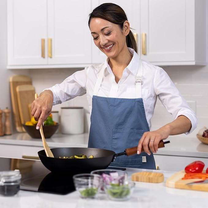 JOYCE CHEN Classic Series 12-Inch Preseasoned Carbon Steel Stir Fry Pan