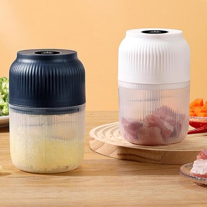 Electric Garlic Chopper,Mini Portable Veggie Choppers, 250ml Portable Electric Mini Food Chopper with 4 Sharp Blade, Cordless Food Processor for Ginger (Blue*2pcs)