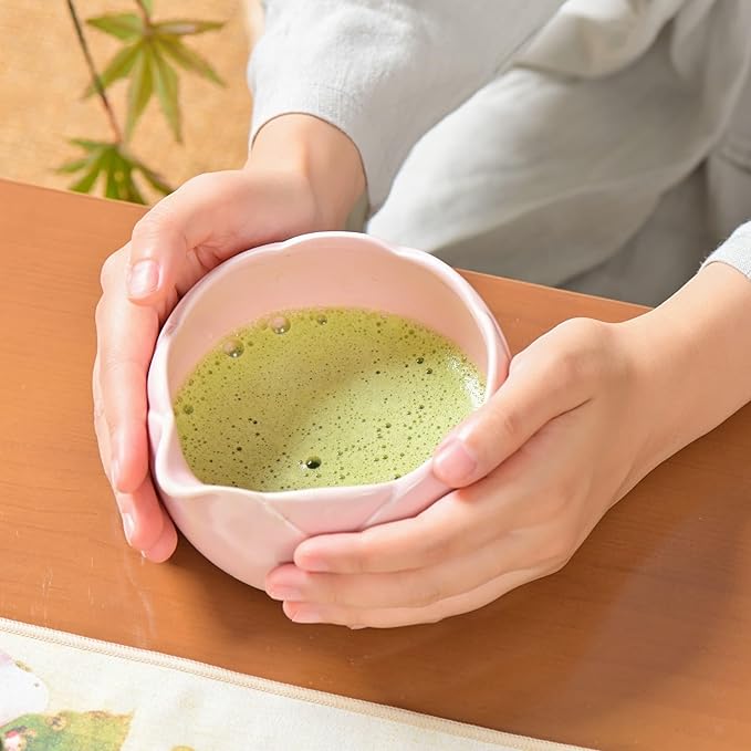 8 traditional matcha bowls with spouts, ceramic matcha bowls (Chawan), matcha mixing bowls for stirring matcha, tulip style (pink)