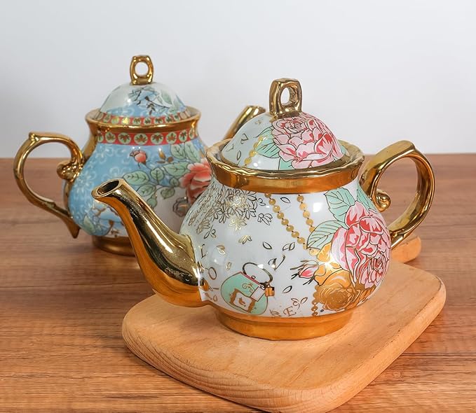 Classic Vintage British Royal Style Ceramic Teapot, 30OZ Large Teapot Perfect for Everyday Gatherings (blue, Large)