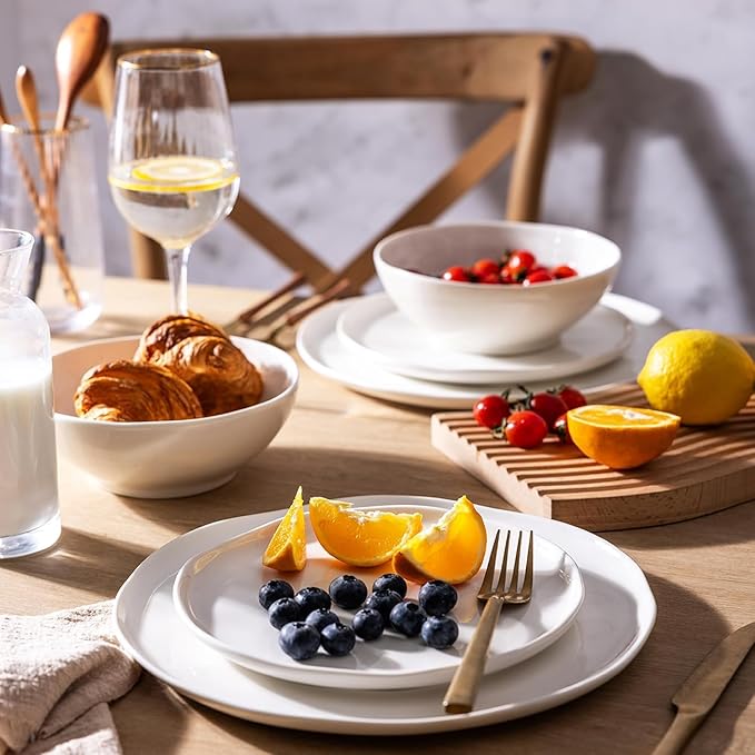 LERATIO Ceramic Dinnerware Sets for 4,Porcelain Plates and Bowls Sets with Wavy Edge,Microwave & Dishwasher & Oven Safe,Light Weight & Scratch Resistant Dishes Sets