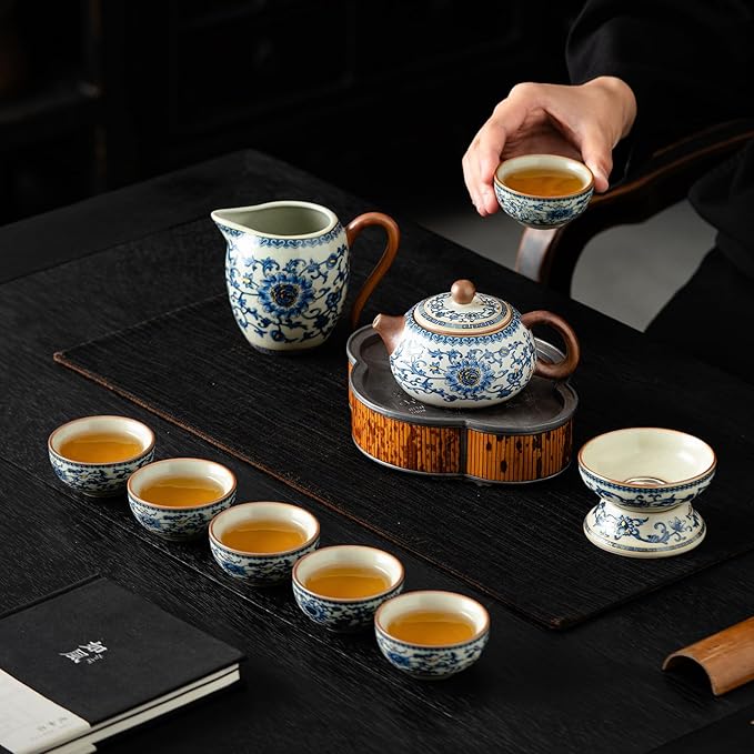 Chinese Tea Pot Sets,10 Pcs Portable Ceramic Cup for Tea, White And Blue Tea Kettle Set,Including 1 Teapot, 1 Tea Strainer, 7 Tea Cups, Asian Tea Sets For Adult,Home,gifing,Tea Lover And Office