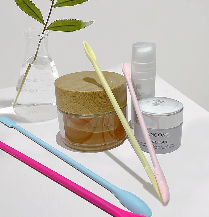 Mini Spatula for Cosmetics, 3 Pcs Beauty Spatula Small Spatula Silicone Mini Lotion Spatula Makeup Spatula, Every Drop Tiny Spatula for Makeup and Kitchen Jar