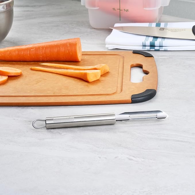 Restaurantware Stainless Steel Straight Vegetable Peeler - 6 Pack - German Standard - Double Edged Kitchen Peeler Dishwasher Safe, Sharp Blades - Potato Peeler for Potato, Apple, Cucumber