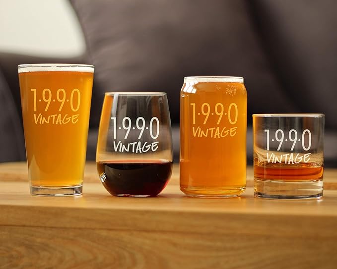 Vintage 1990 Pint Glass for Beer - 35th Birthday Gifts for Men or Women Turning 35 - Fun Bday Party Decor - 16 oz