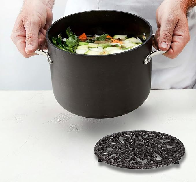 Sumnacon 1Pcs Round Cast Iron Trivet - 6.7 Inch Heat Resistant Iron Trivet for Hot Dish Pot Pan Plate Teapot, Rustic Cast Iron Hot Dish Plate Holder for Kitchen Dining Table Countertop Cooktop