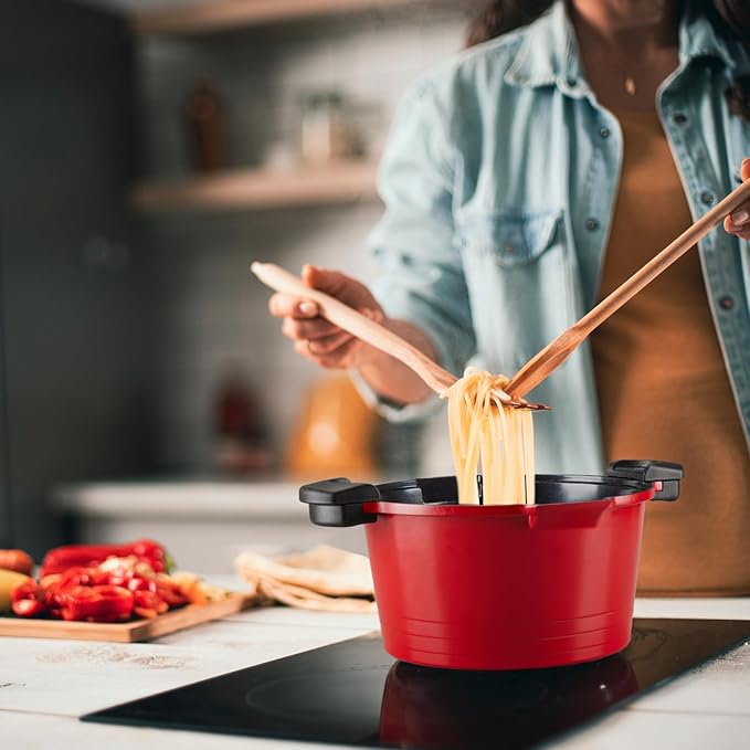 ACTIV CUISINE 5.0qt Pasta Pot with Strainer Lid, Cast Aluminum Stockpot Multipot, Nonstick Ceramic Coating make Cleanup easy with Tempered Glass Lid, Dishwasher Safe, Induction, Red