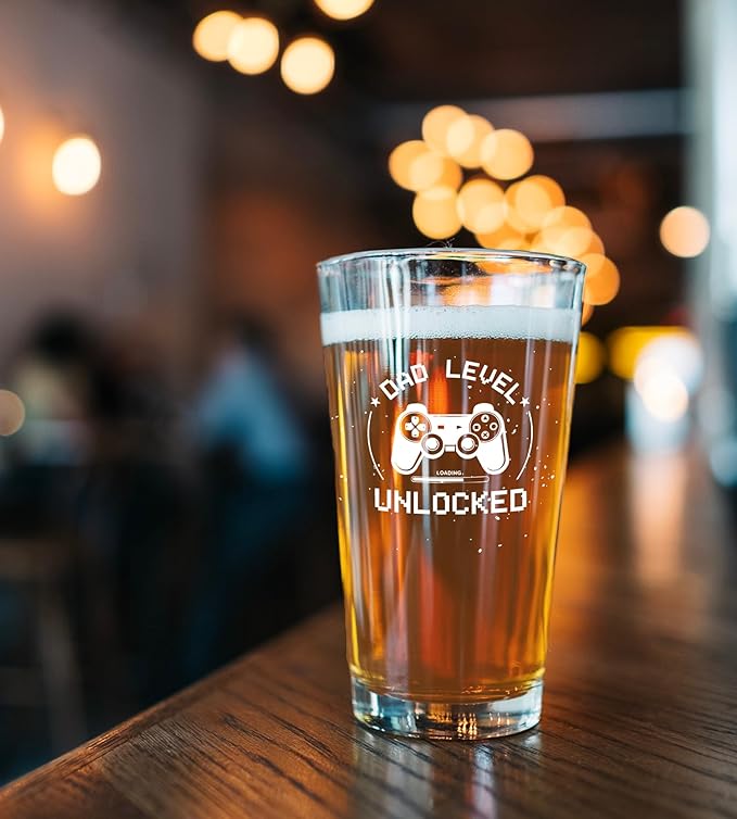 Christmas Gifts for New Dad, Daddy Birthday Gift for Father to Be, Christmas gift for New Dada Soon to Be Father Stepdad Bonusdad, Dad Level Unlocked Beer Glass