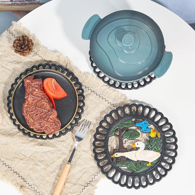 Sungmor Heavy Duty Cast Iron Trivet,Decorative Painting Trivet for Kitchen or Dinning Table,7.5x7.5 Inch - Round with Vintage Lovely Duck Pattern