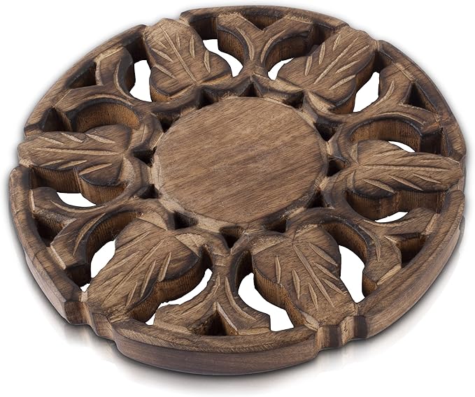 Handmade Wooden Trivet For Hot Dishes Plates & Pots Holder Hot Pad For Kitchen & Dining Table Decor Cookware Heat Resistant Rustic Decorative Carvings Tabletop Home & Dining Table Essentials (Antique)