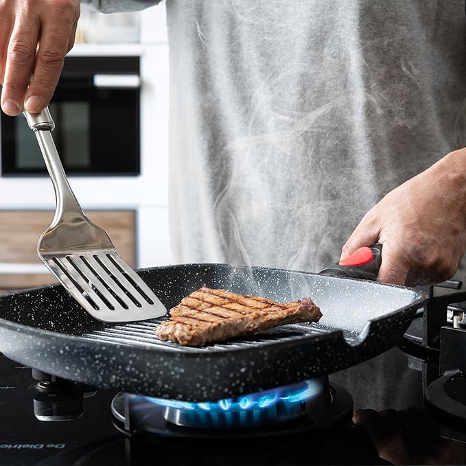 Moss & Stone Square Grill Pan for Indoor Cooking, 11-Inch Nonstick Griddle Skillet with Removable Handle, RV Die-Cast Aluminum Stove Top Grill Pan for Meats & Vegetables, Detachable Handle