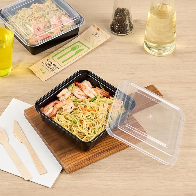Restaurantware Take Out Containers 100 Pack of 32 oz with Clear Lids Microwave-Safe Disposable Plastic Food Storage Containers Stackable Greaseproof Black Meal Prep Square Single Compartment